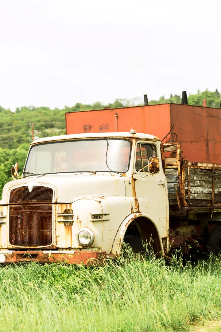 Commercial truck for scrap